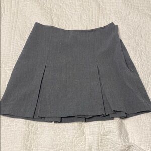 Abercrombie & Fitch Gray Pleated Skater Mini Skirt